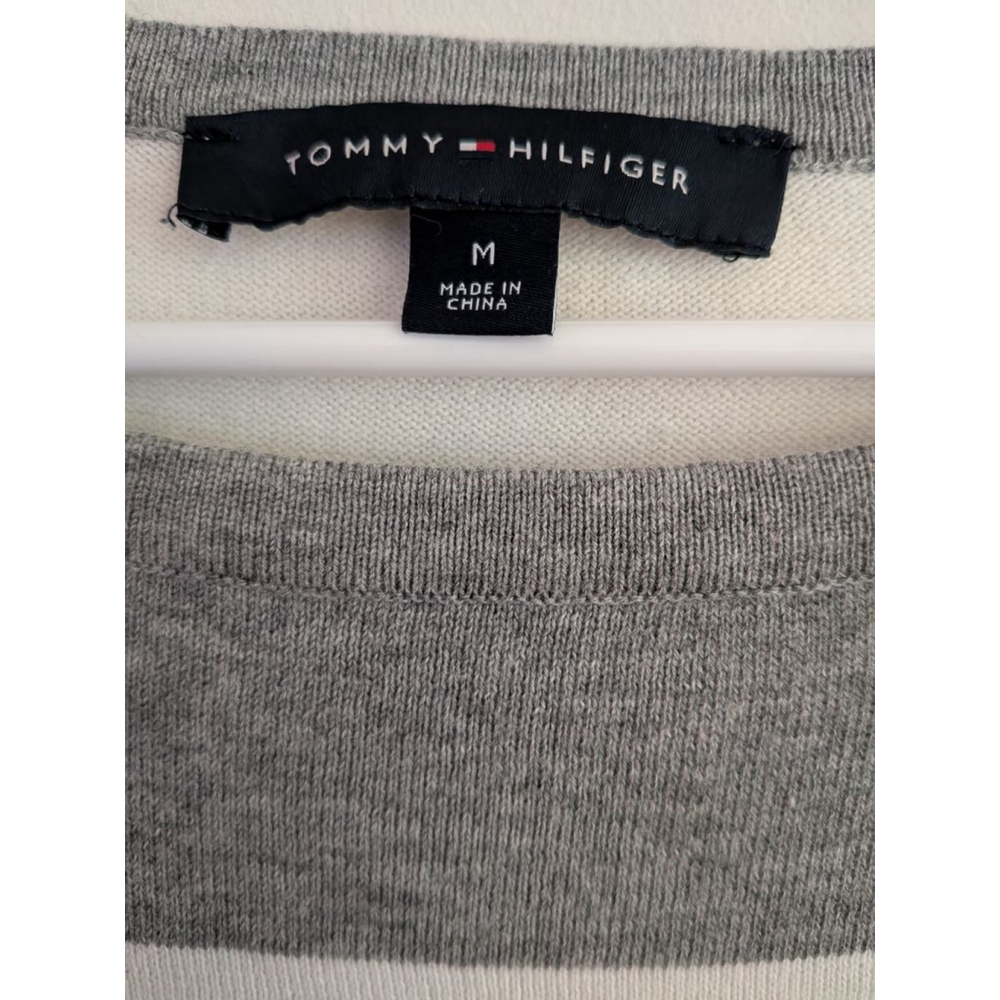 Women's Tommy Hilfiger Gray & White Striped Crew Neck Sweater M - Picture 4 of 8